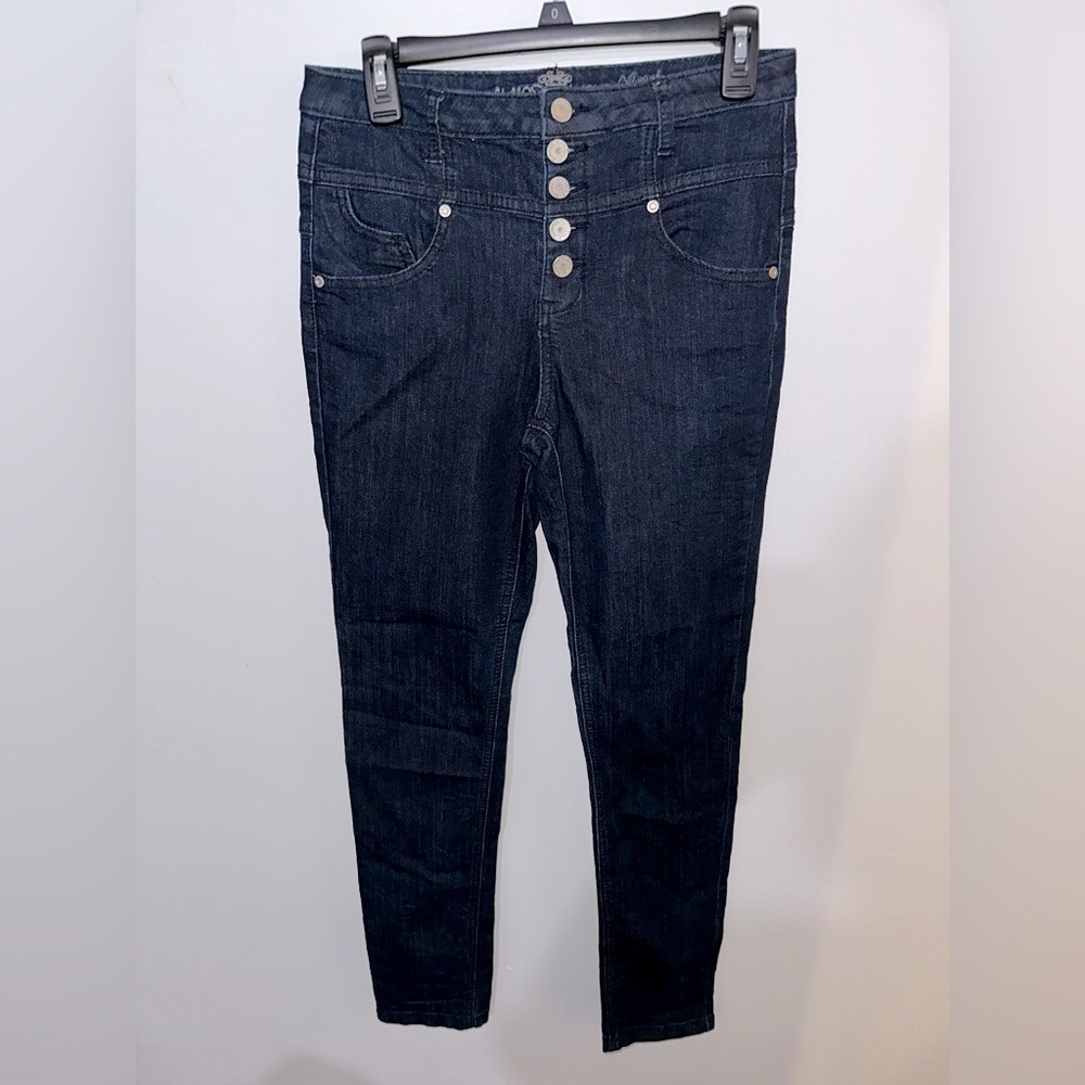 Women’s almost famous button fly jeans size 9/10